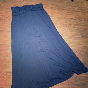 Lightweight long skirt